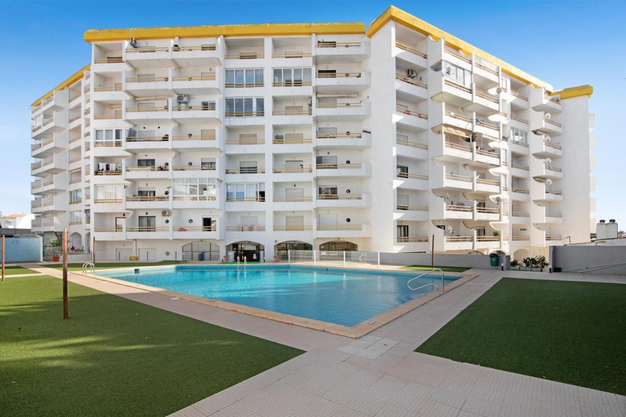 Apartment Edificio Julio Dinis *